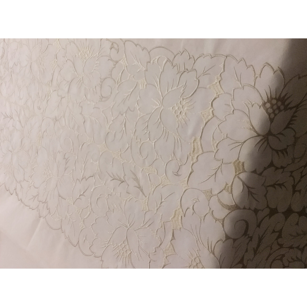 Floral Gold Spillproof Tablecloth